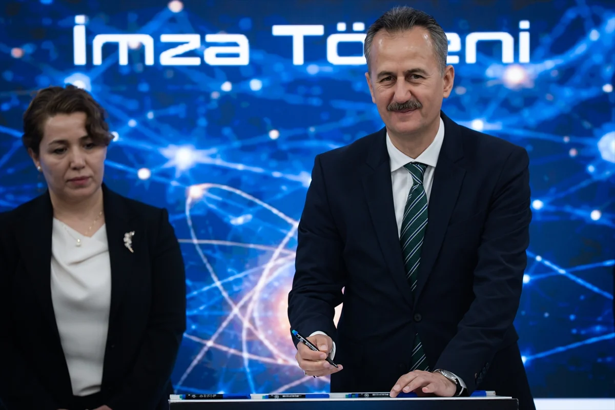 Protocol signing moment during the SSB quantum technologies ecosystem event.